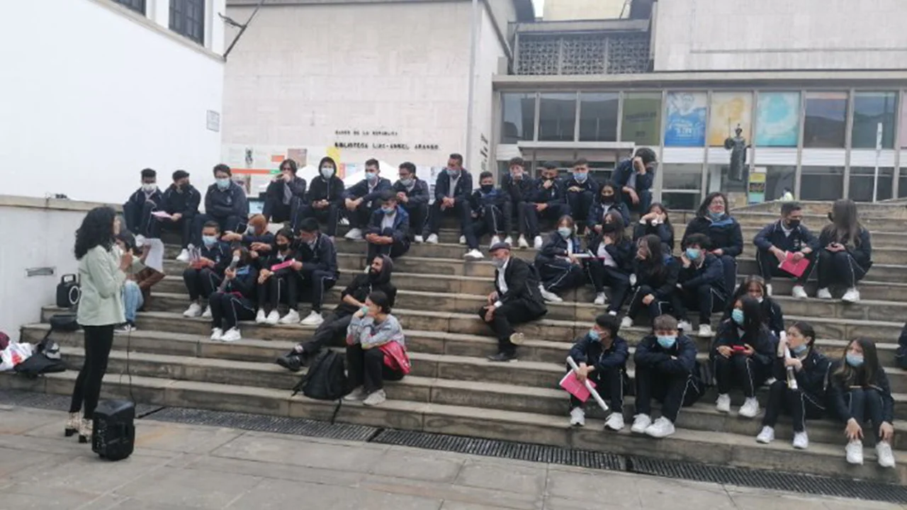 1.5_Bogota Colombia ClasealaCalle 6.4.2022 copy